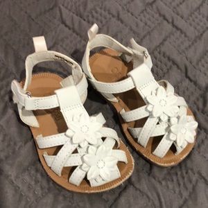 White toddler sandals size 4